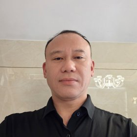 Huang Xingming-Drax Mold Director