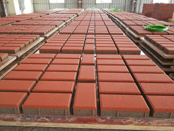 COLUMBIA Machine | Colored Face Pavers in the UAE COLUMBIA Machine | Colored Face Pavers in the UAE